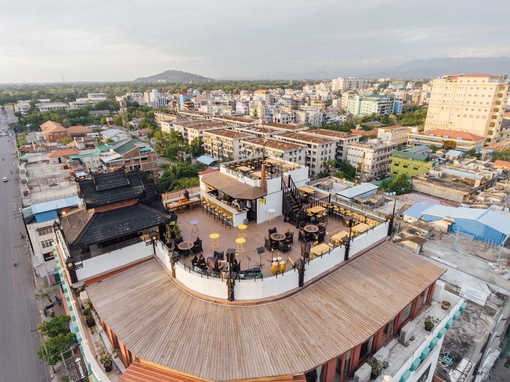 Shwe Ingyinn Hotel Mandalay Exteriör bild